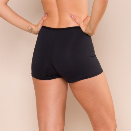 Short Básico Preto