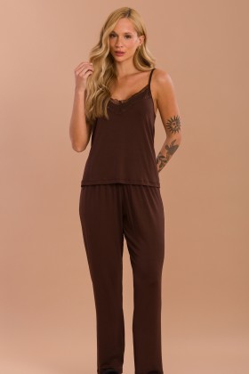 PIJAMA LONGO COM ALÇA E DETALHES EM RENDA